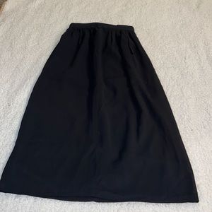 Legar Black maxi skirt